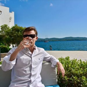 Meet your Posher, Jordan